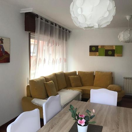 Apartamento Xacobe Grove, 120 Metros Totalmente Equipado, Luminoso, Centrico Y Con Plaza De Garaje O Grove Dış mekan fotoğraf